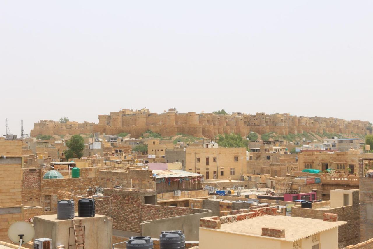 Hotel Renuka Jaisalmer Buitenkant foto